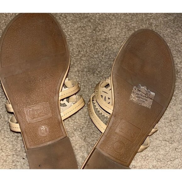 Circus Sam Edelman tan patent flip flop Sandals - Picture 4 of 4